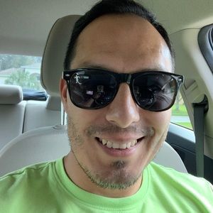 Meet your Posher, Alejandro